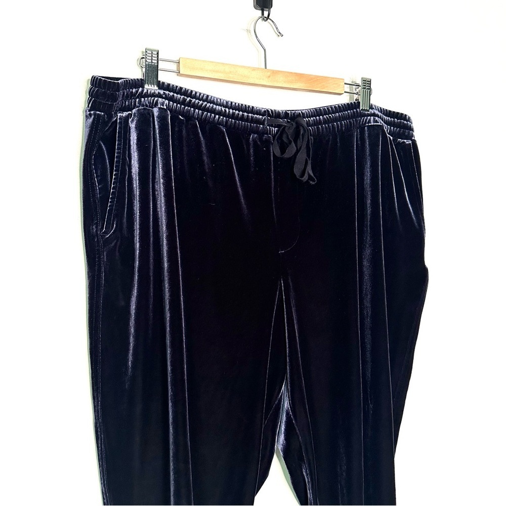Gap | Navy Blue Velvet Joggers Size XXL - Picture 2 of 10